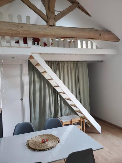 Gite Studio 4 A 6 Personnes Doué-la-Fontaine Екстериор снимка